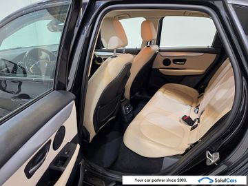 BMW 225 Active Tourer - 11