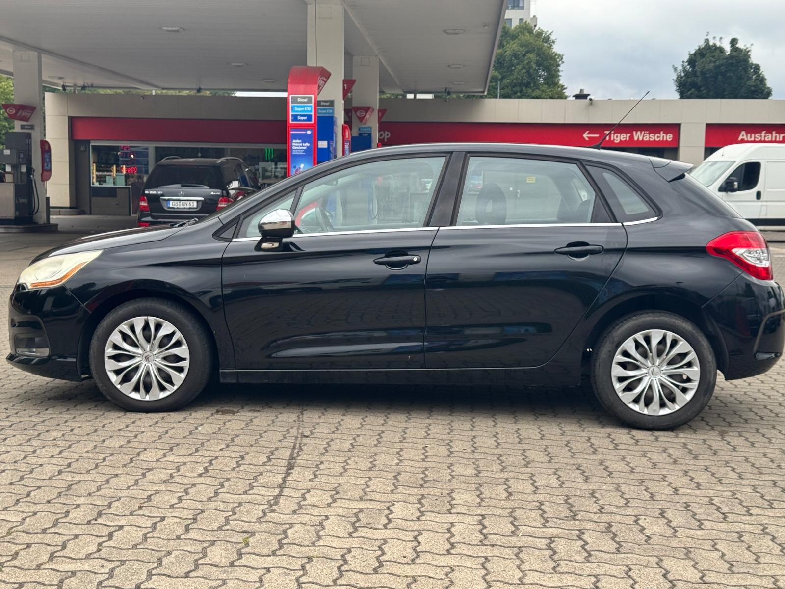 Citroën C4 Lim. Selection  Klimaaut/Tempomat/PDC/HU neu