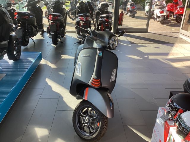 Vespa GTS 125 Supersport Grigio SCHNELL ZUGREIFEN LEZT