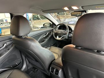 Hyundai i30 Premium *LED*Navi*Spurhalteass*