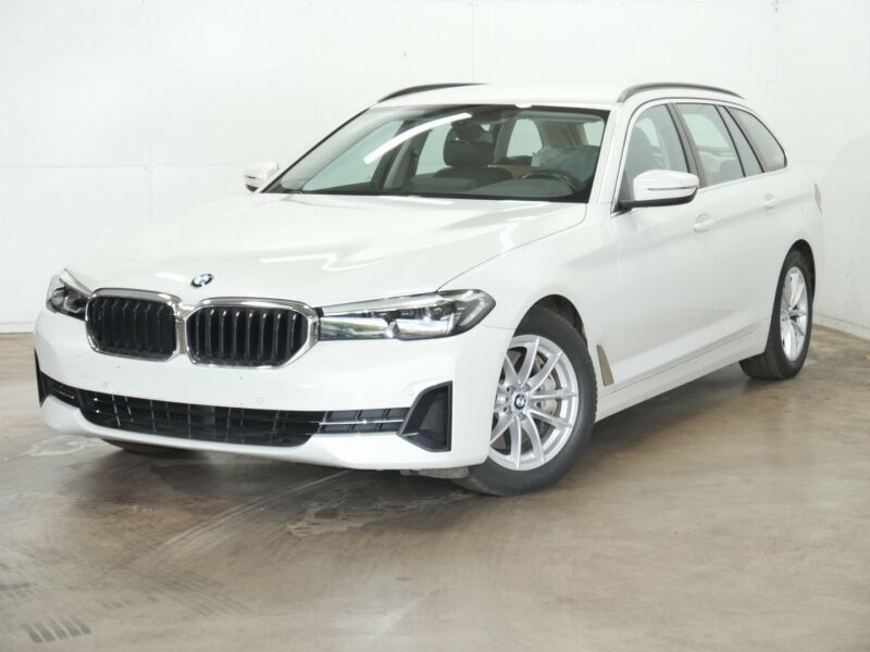 Image of BMW 530
