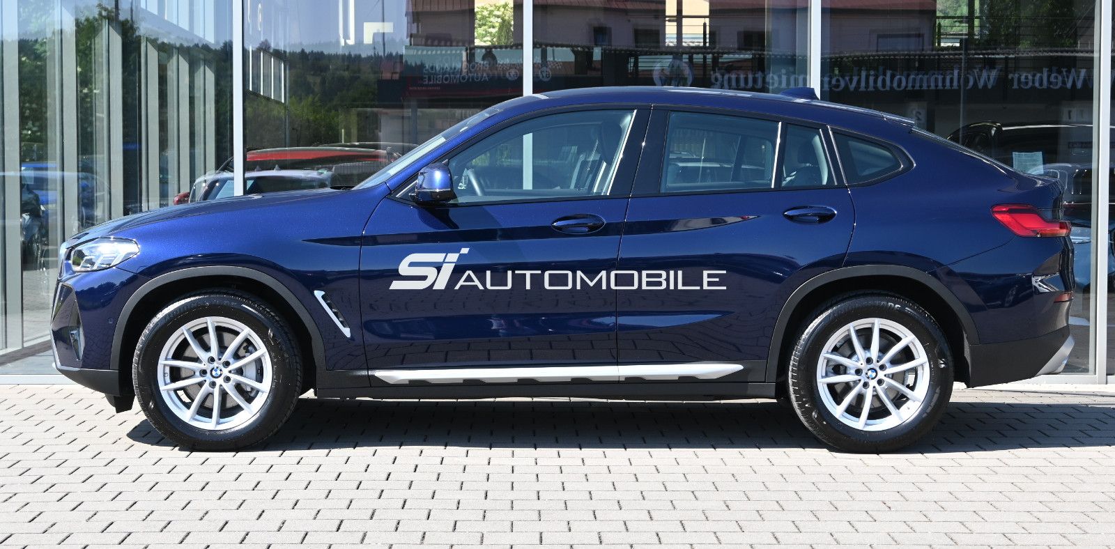 Fahrzeugabbildung BMW X4 xDr.30d °ACC°AHK°STANDHEIZ°360°KAM°INNOVATION