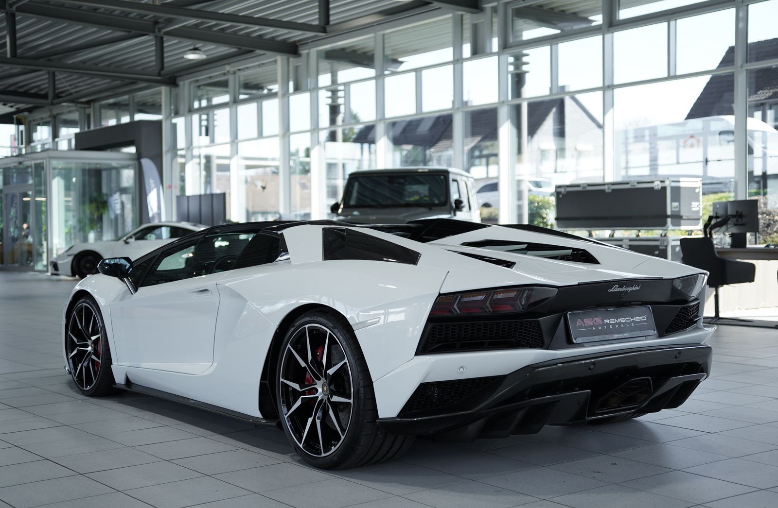 Lamborghini Aventador