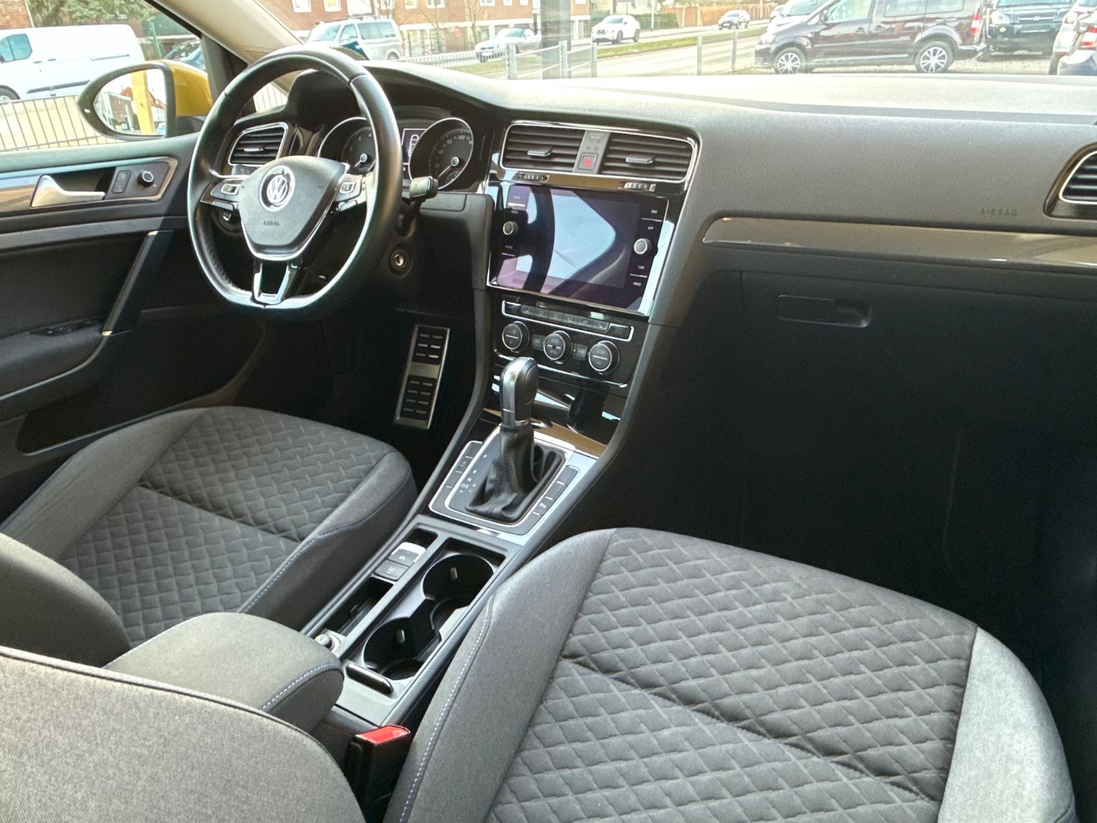 Golf 7 1. Hand|Automatik|Sitzheizung|67Tkm|