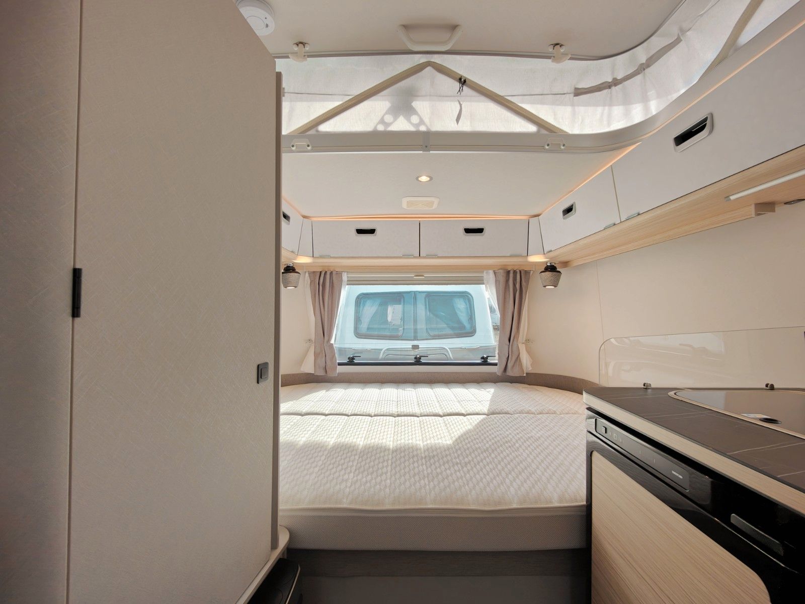 Fahrzeugabbildung HYMER / ERIBA / HYMERCAR Touring 310 Urban - SPRING SALE -