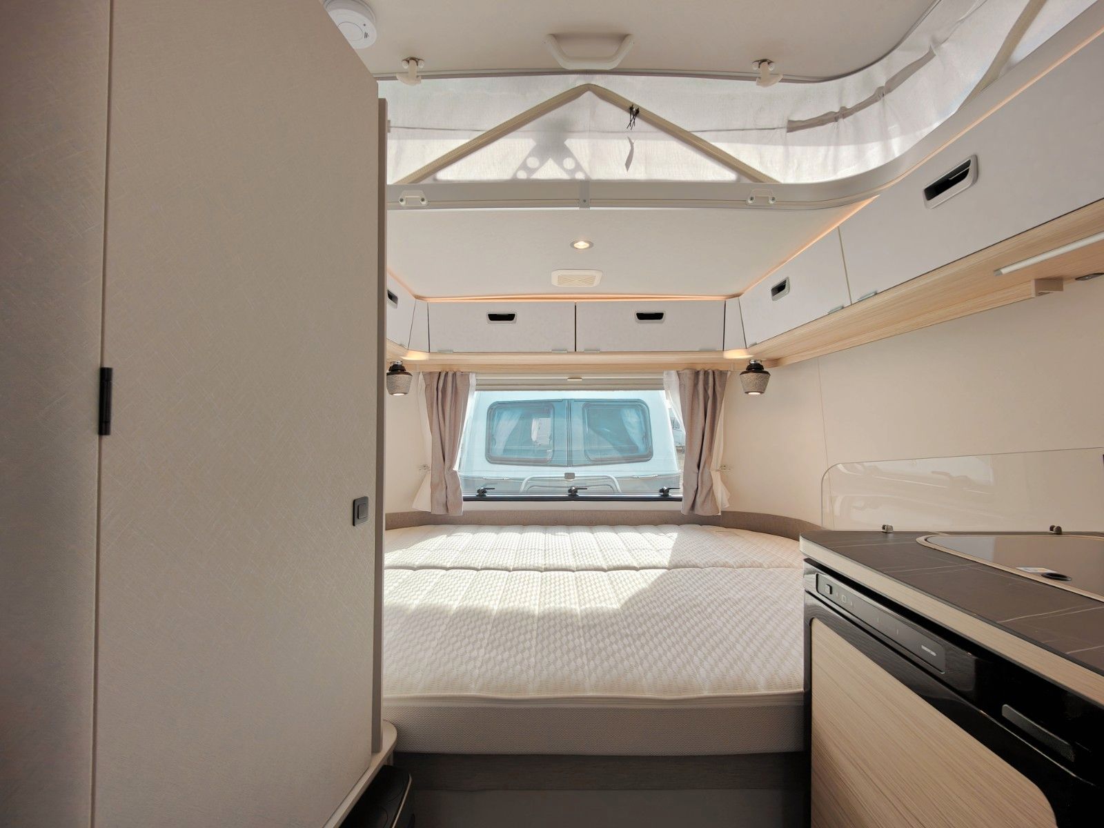 Fahrzeugabbildung HYMER / ERIBA / HYMERCAR Touring 310 Urban - SIE SPAREN 2.854€ !!!