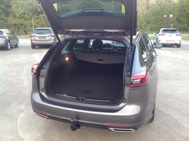 Opel INSIGNIA B Sports Tourer 2.0 CDTi AT Ultimate Na