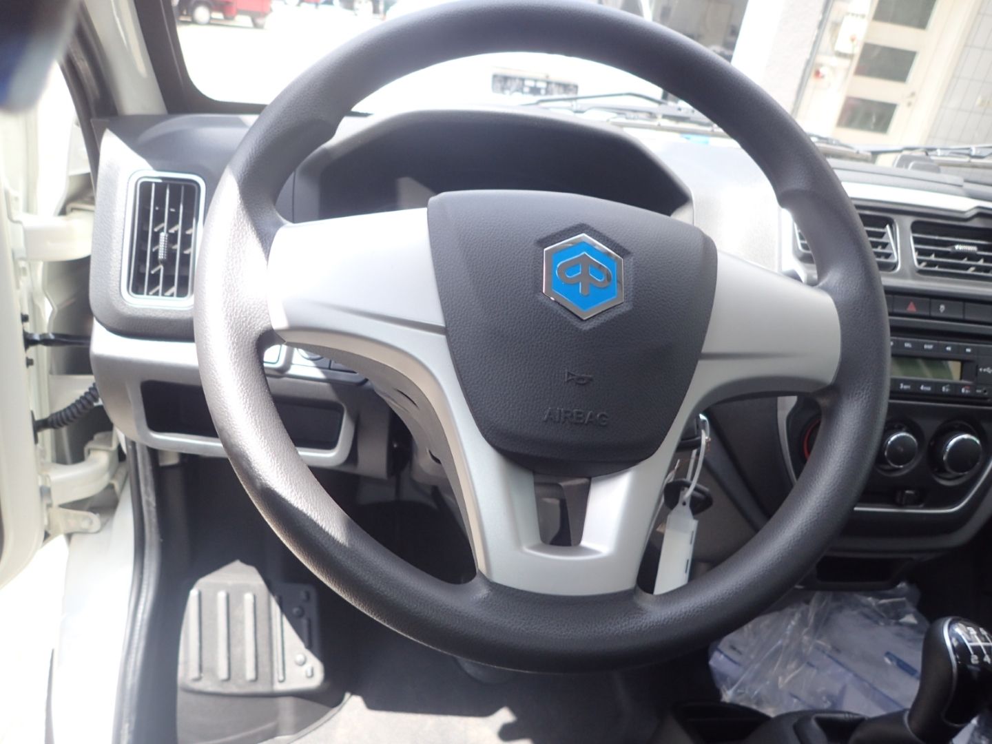 Fahrzeugabbildung Piaggio Porter NP6 Twinwheel Kipper 3,08m Pritschenlänge