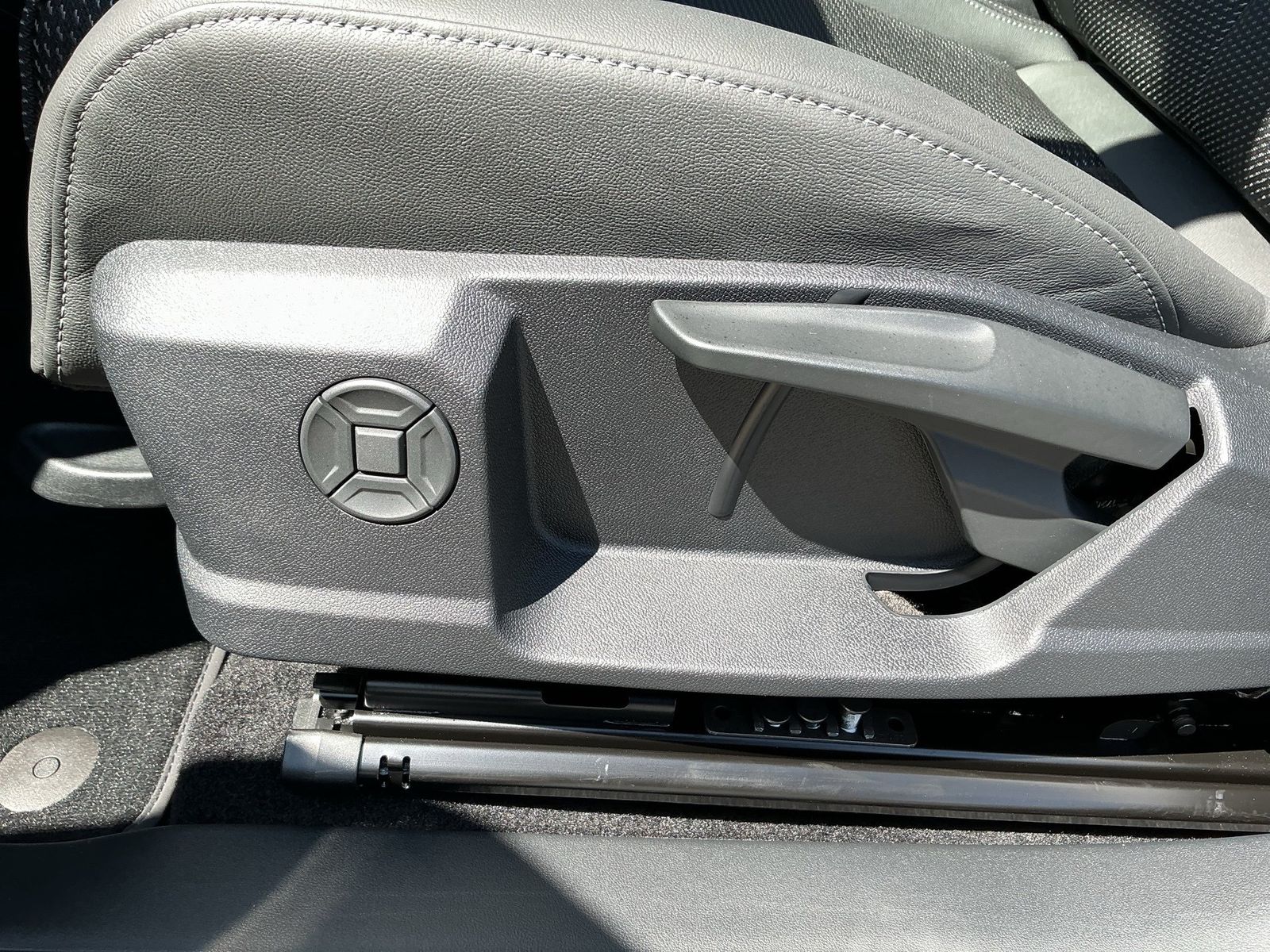 Audi Q4 e-tron - Bild 20