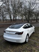 Tesla Model 3 Hinterradantrieb RWD RWD - Tesla Gebrauchtwagen in Duisburg
