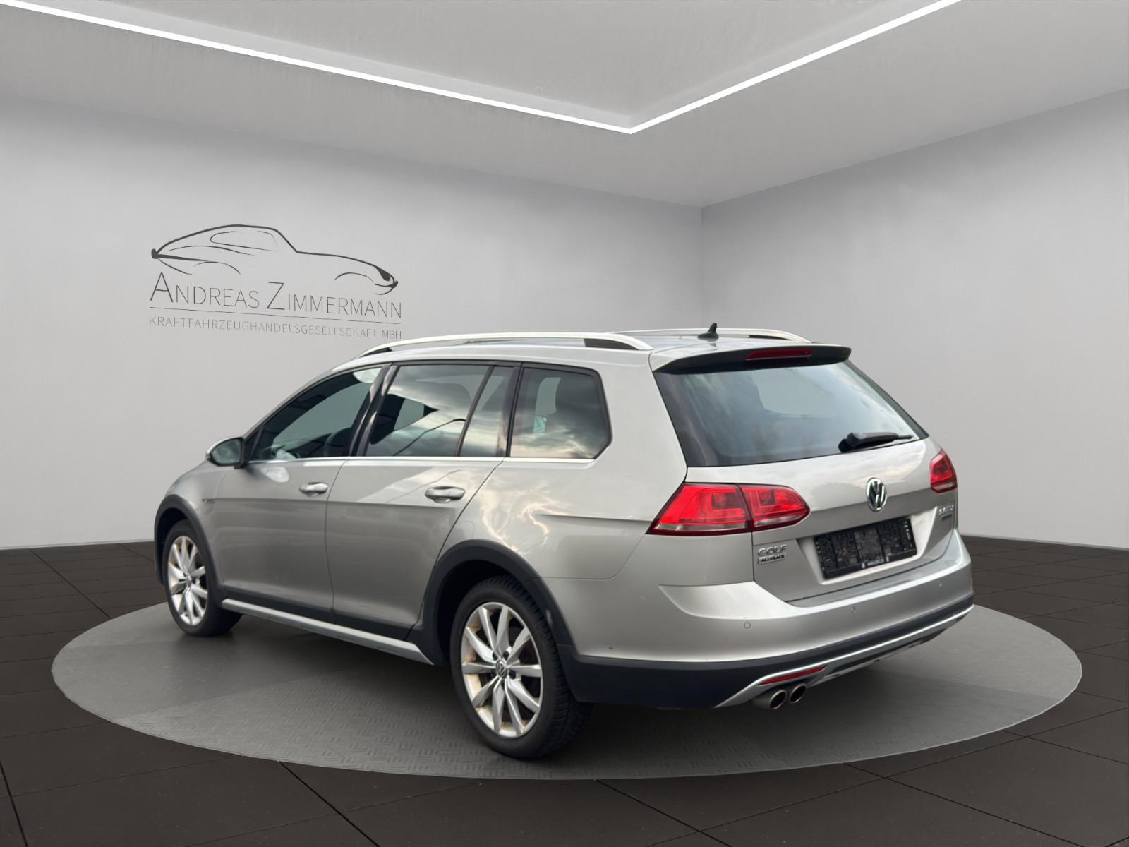 Volkswagen Golf VII 2.0TDI Alltrack 4Motion AHK/DISCOVER/AC