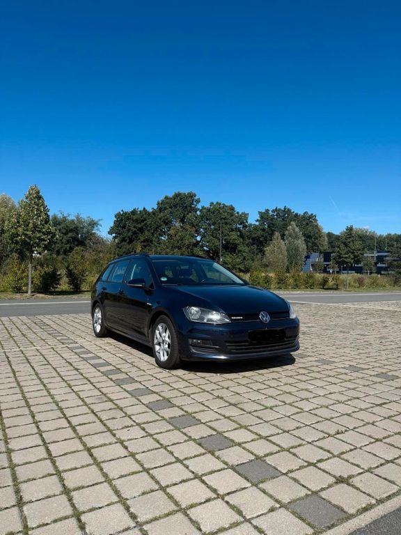 Image of Volkswagen Golf