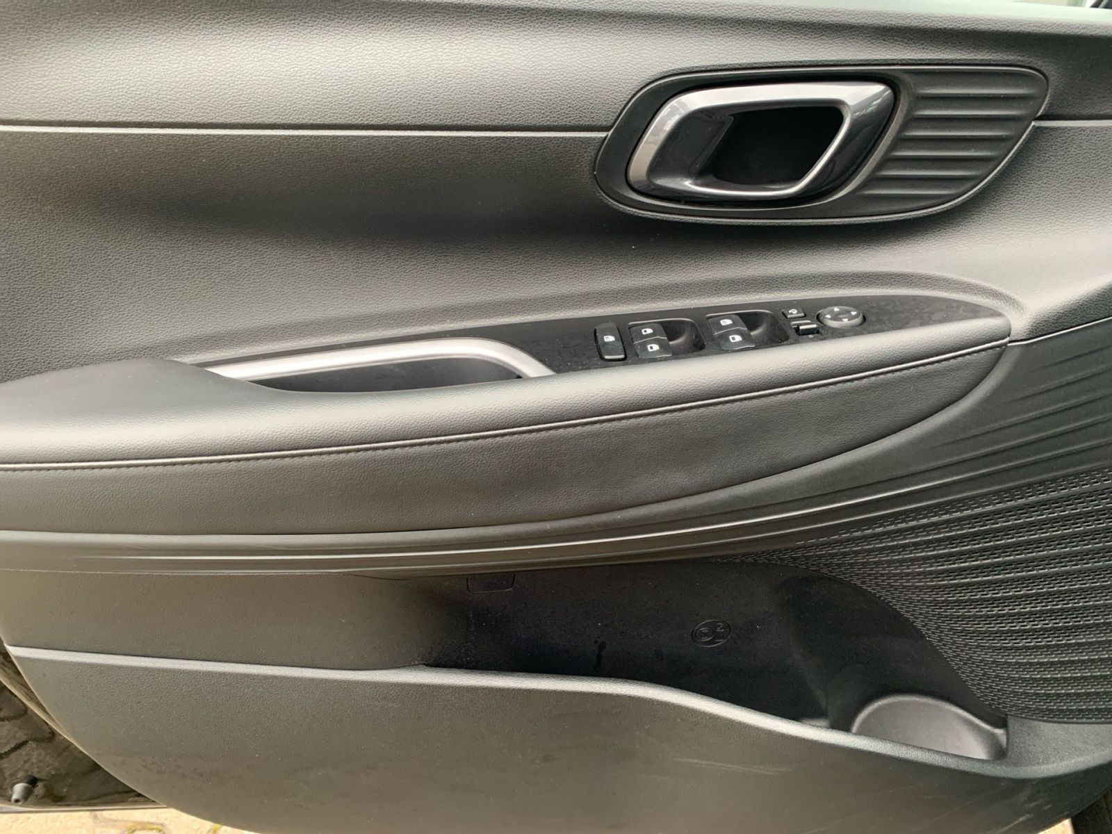 Fahrzeugabbildung Hyundai BAYON 1.0 T-GDI 7-DCT Trend Komfort Navi