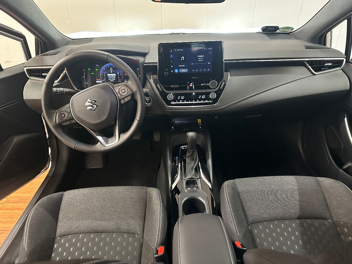 Fahrzeugabbildung Suzuki Swace Comfort+ CVT Hybrid