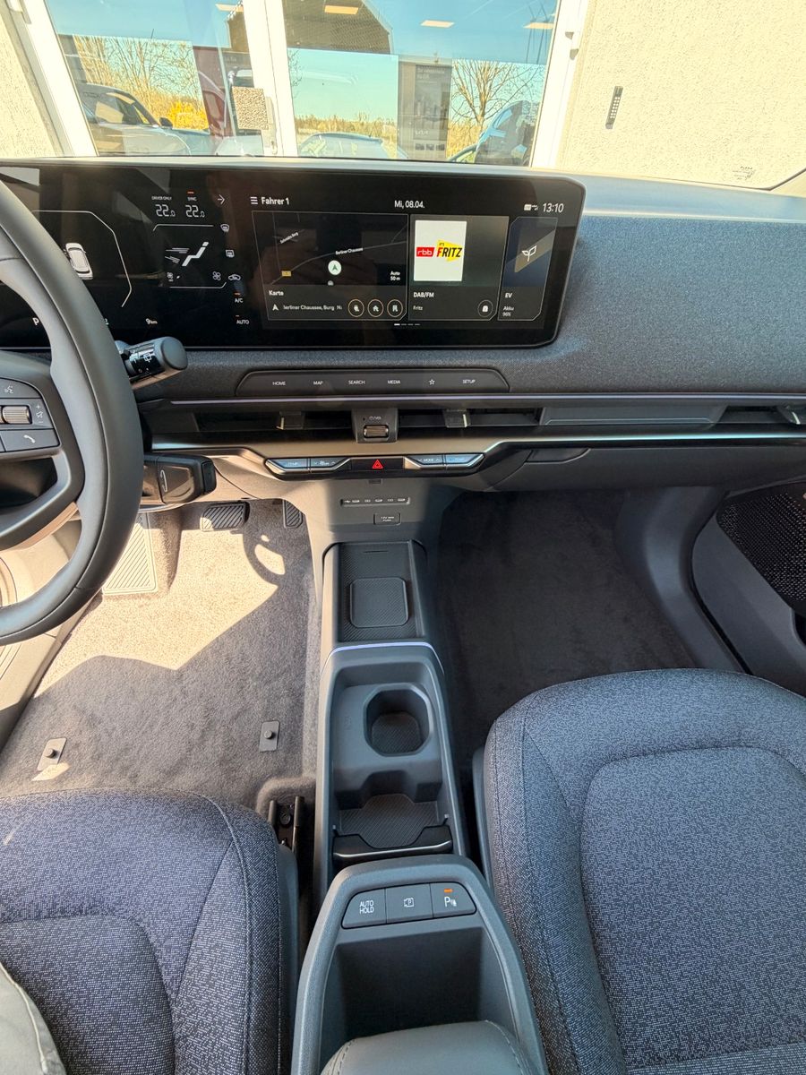 Fahrzeugabbildung Kia EV2 42.2 4S EARTH WIC 22AC TEC DWP DES