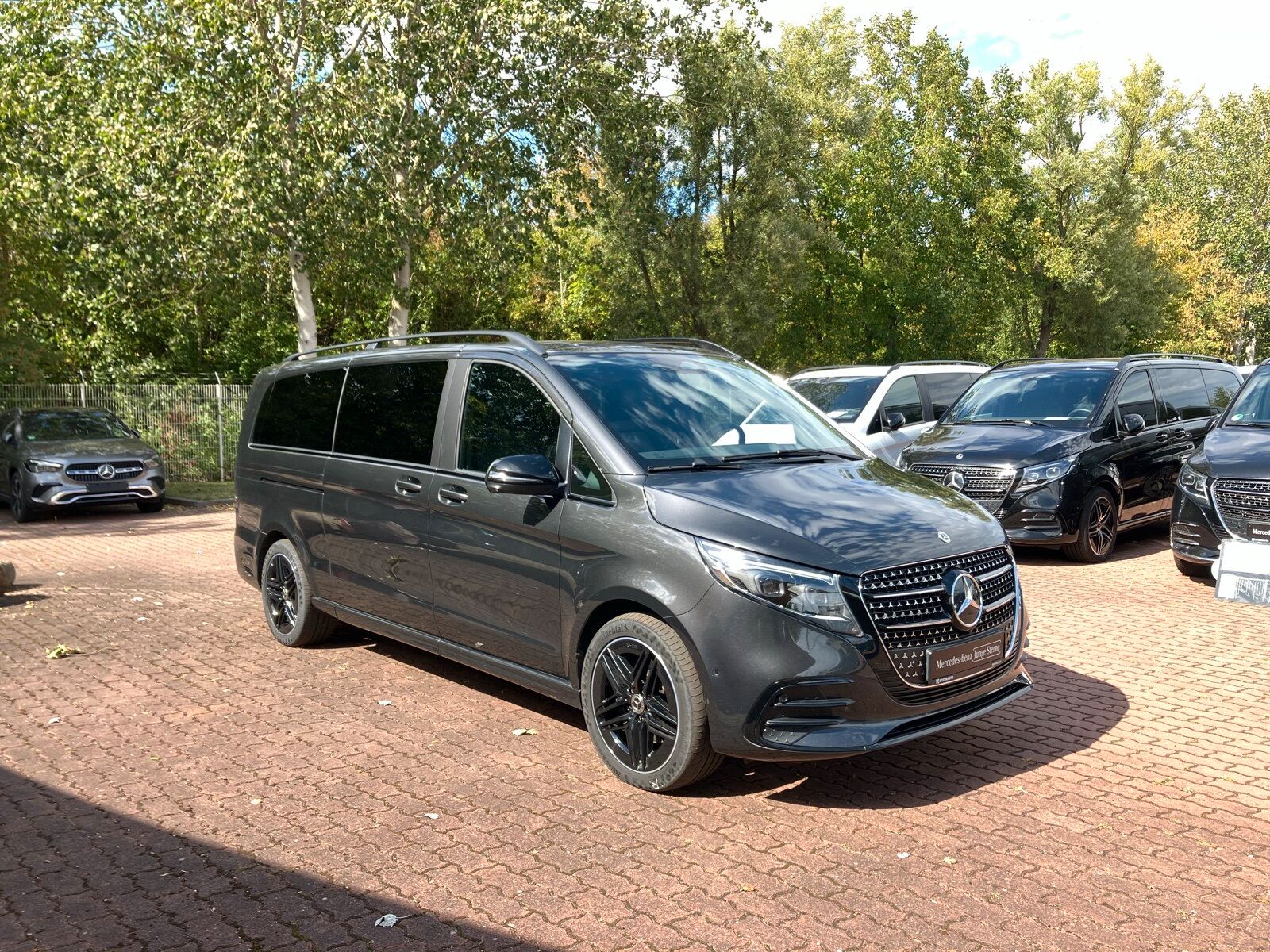Mercedes-Benz V300d4M AMG Sitzklima AHK Standhzg Airm Burm Dis imagem 3