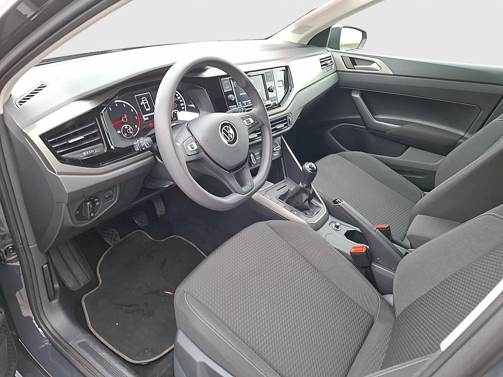 Fahrzeugabbildung Volkswagen Polo 1.0 Comfortline Klima DAB PDC