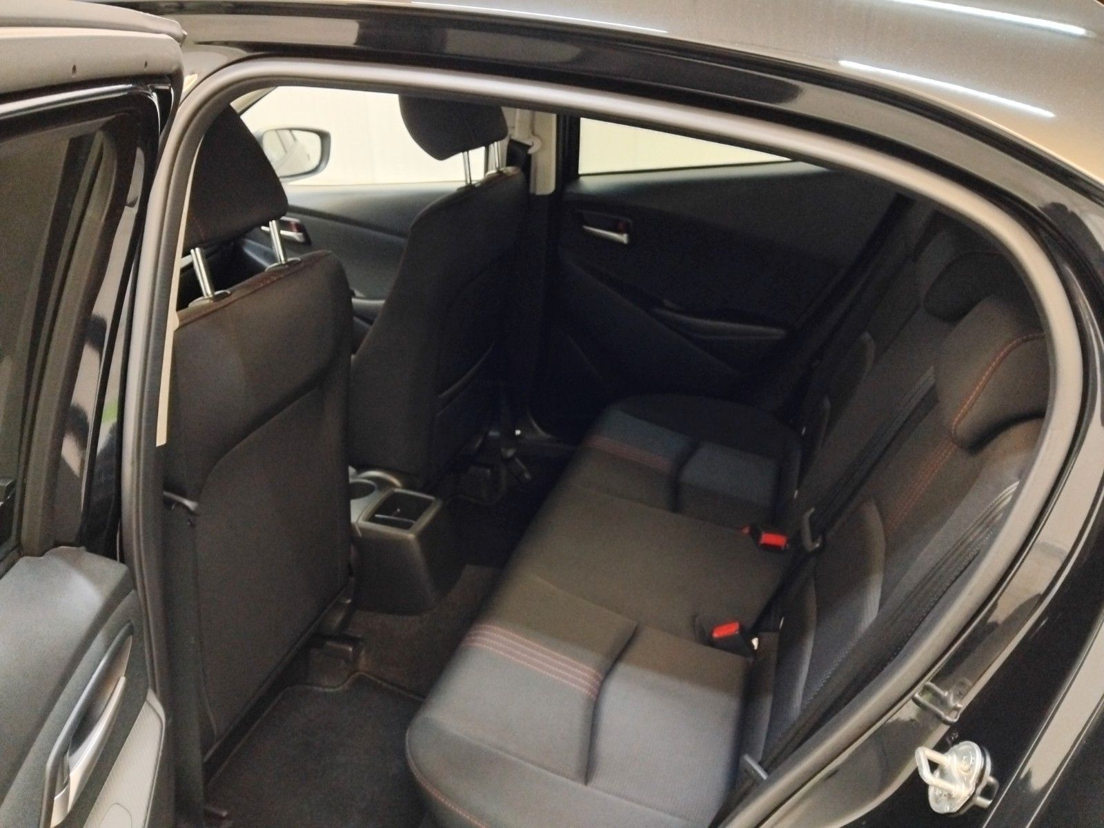 Mazda 2 (06/2026, Benzin)
