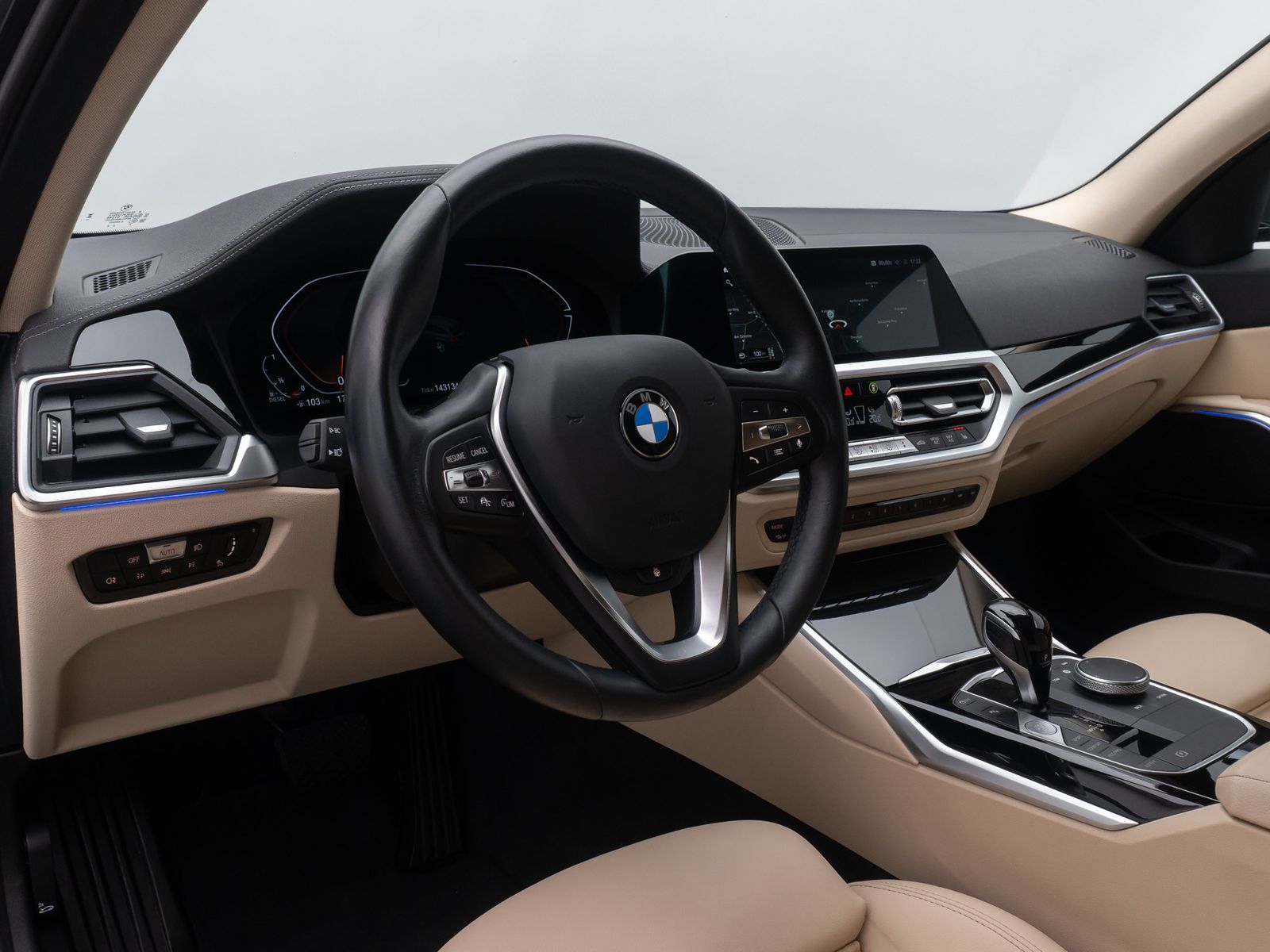 Fahrzeugabbildung BMW 320d xD Luxury Line ACC DAB Laser Kamera Memory