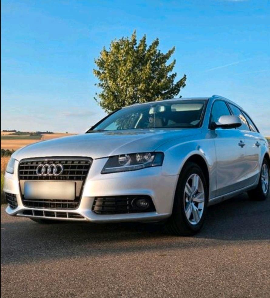 Audi A4 2011 — rear view
