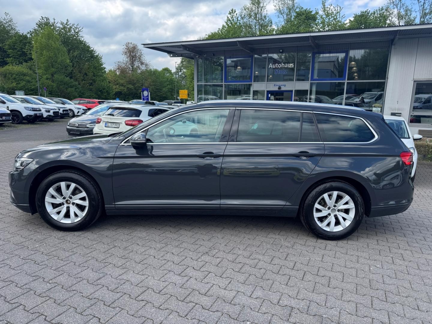 Volkswagen Passat Variant Business StandHZG AHK-klappbar Na