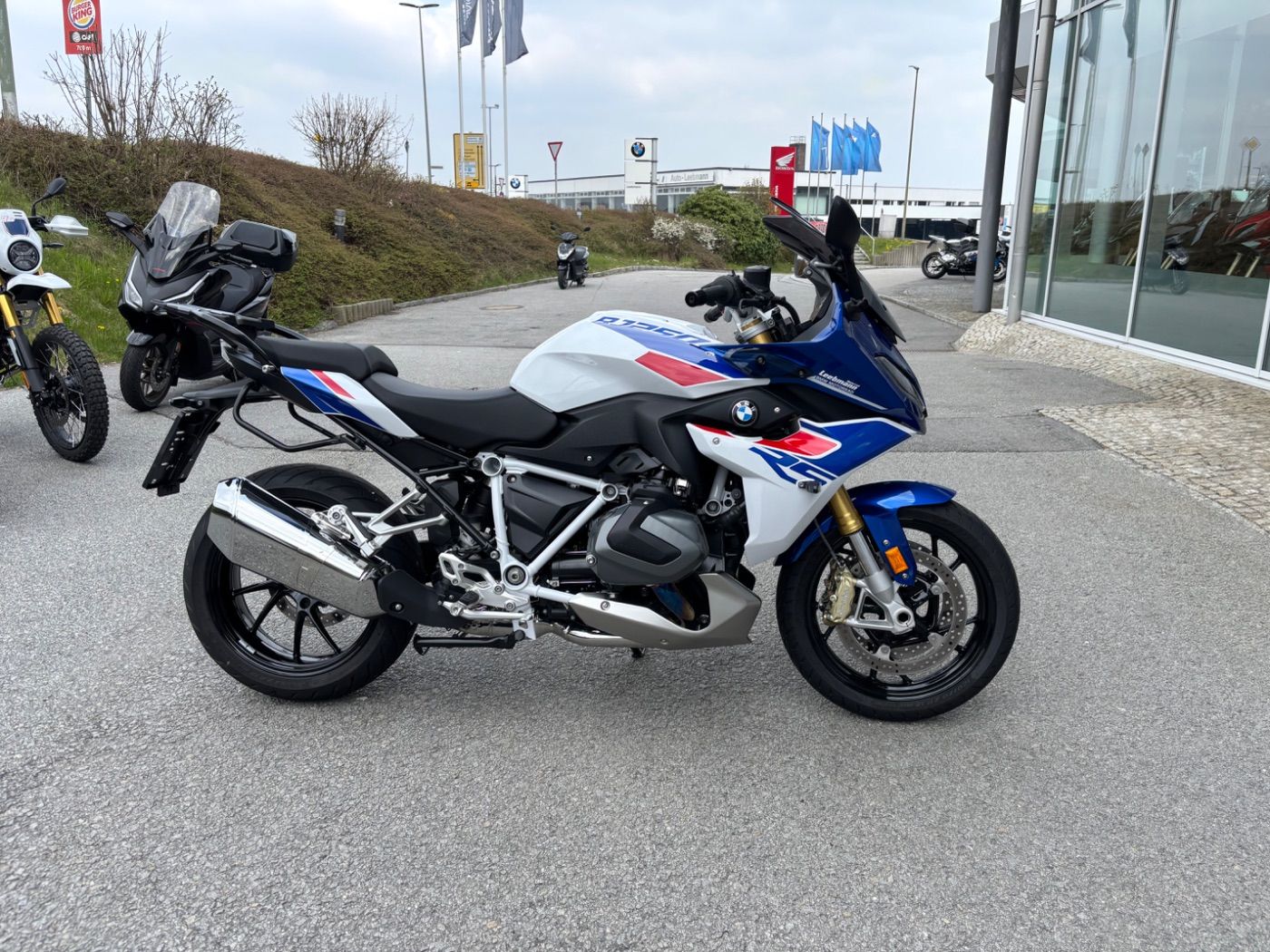 Fahrzeugabbildung BMW R 1250 RS Style Sport 3 Pakete
