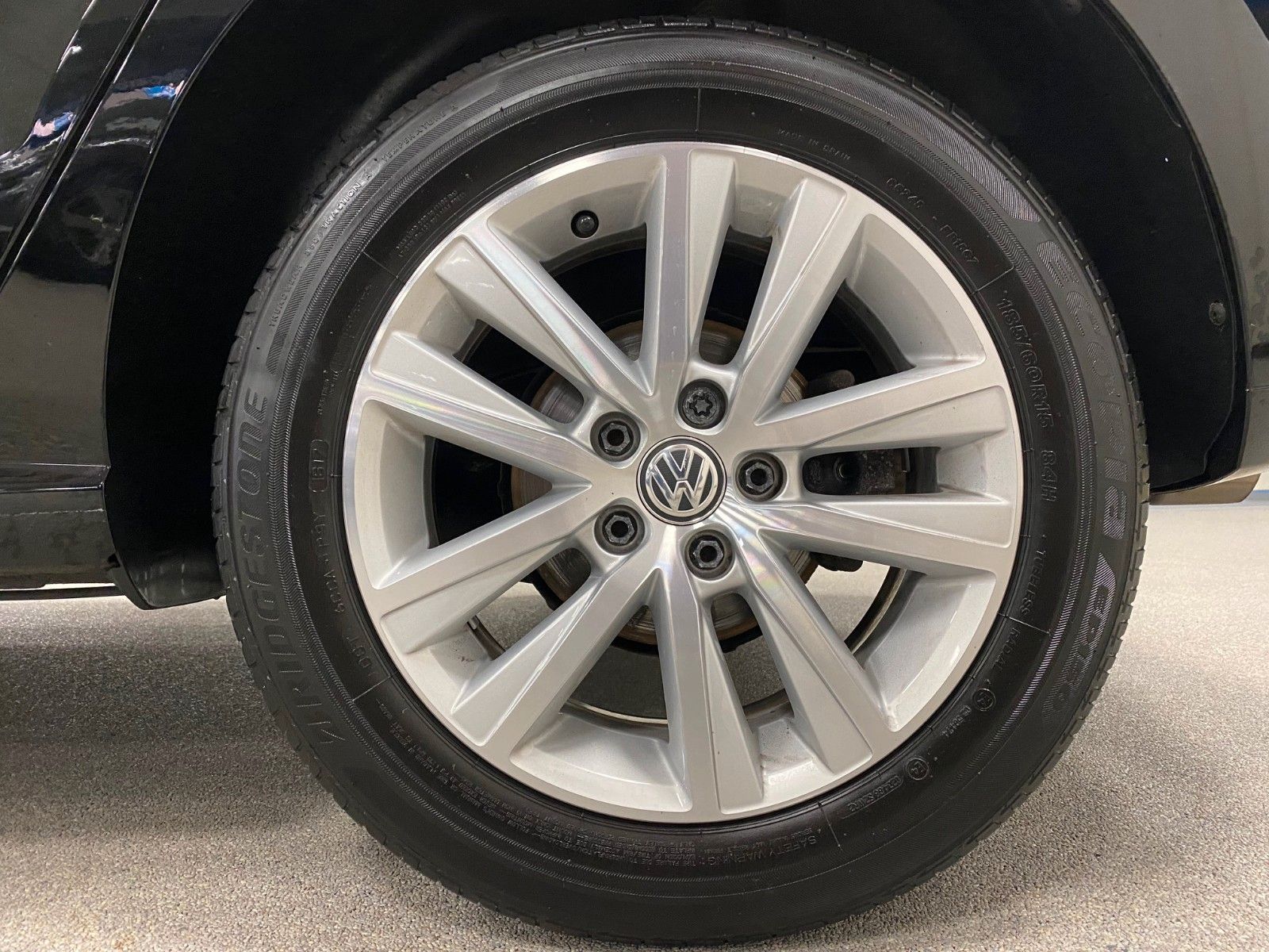 Fahrzeugabbildung Volkswagen Polo 1.2 TSI BMT Comfortline+Einparkhilfe+15"ALU