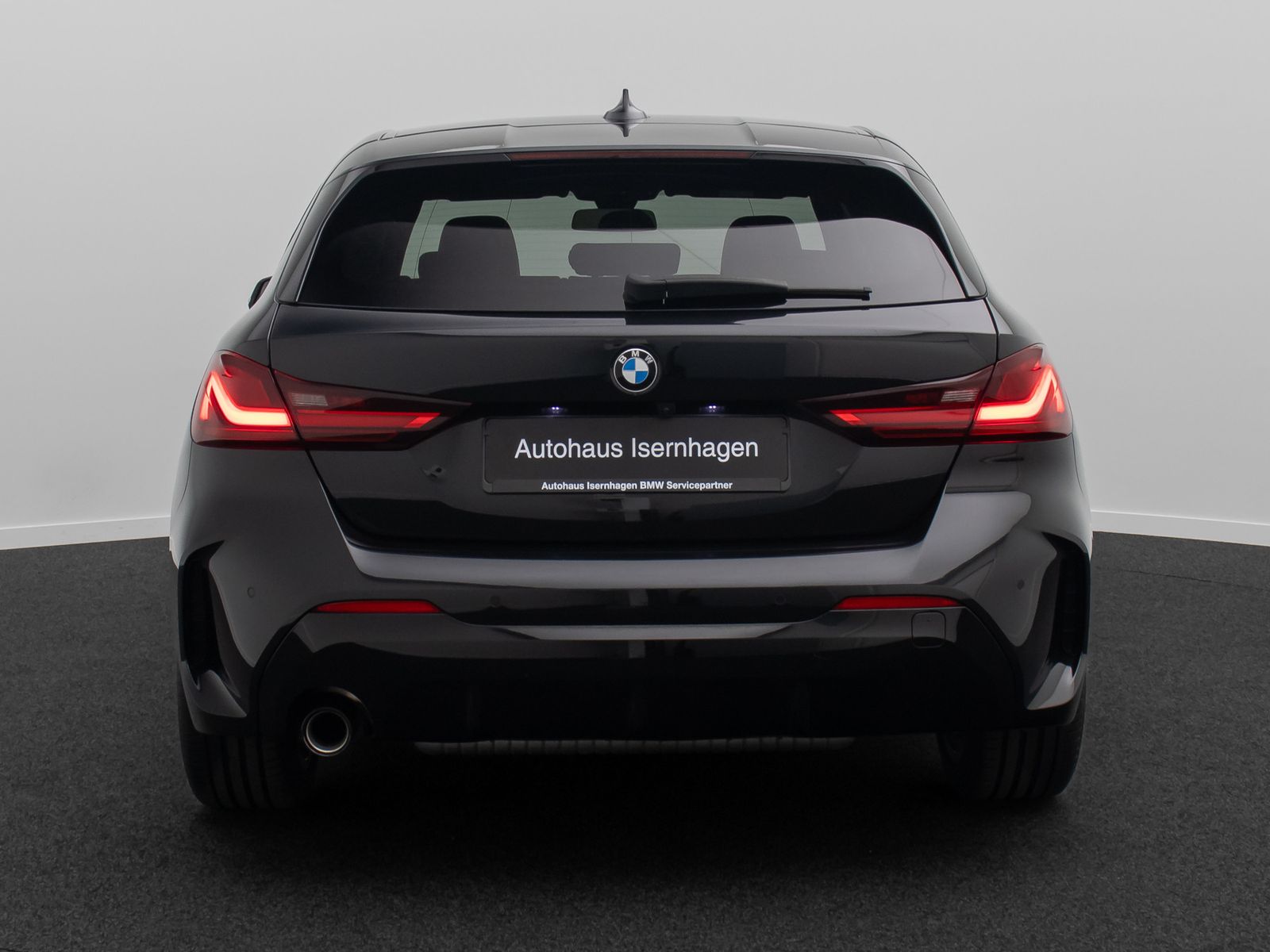 Fahrzeugabbildung BMW 118i M Sport HiFi Kamera DAB Panorama Komfort