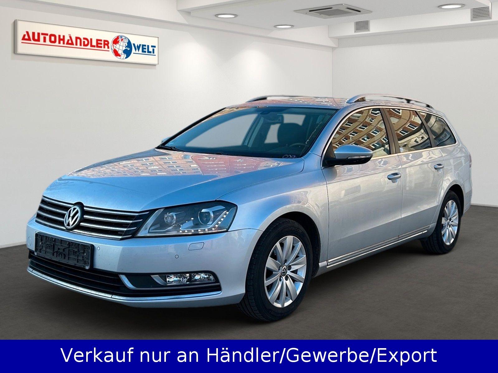 Volkswagen Passat Kombi 2.0 TDI 1.Hand Xenon SHZ Navi PDC