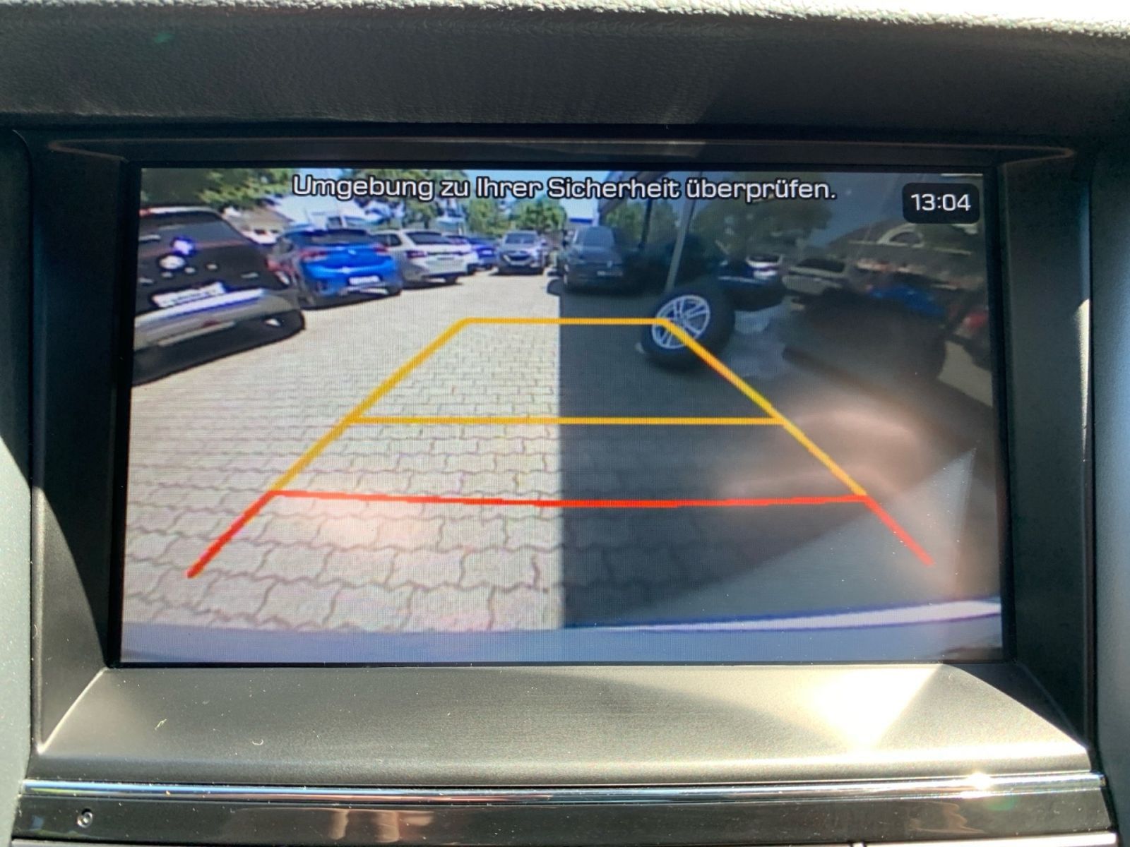 Fahrzeugabbildung Hyundai TUCSON 1.6 Passion Navi Kamera 8x bereift
