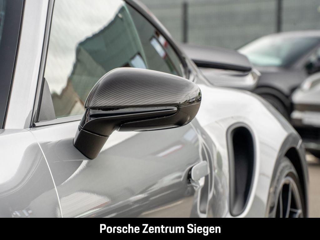 Porsche 992 (911) Turbo S