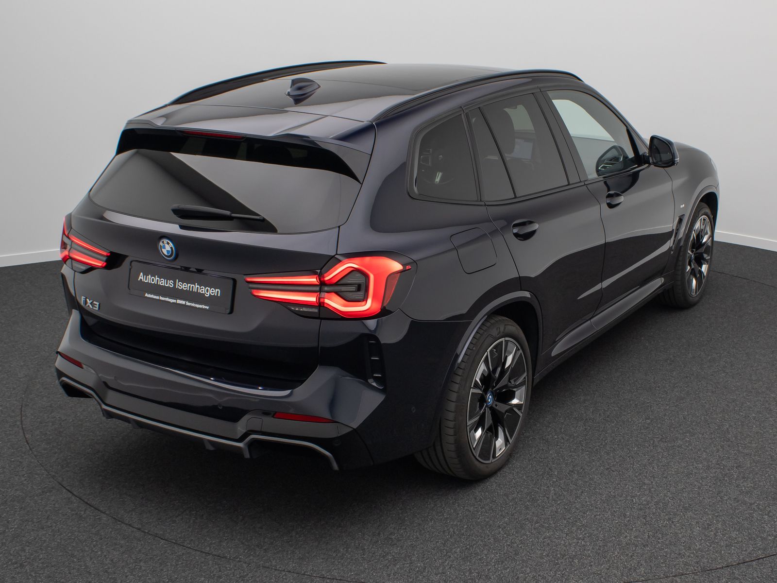 Fahrzeugabbildung BMW iX3 Impressive M Sport Panorama 360° HUD DAB H/K