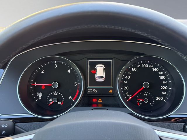Passat Variant 2.0 TDI Business ACC MATRIX-LED