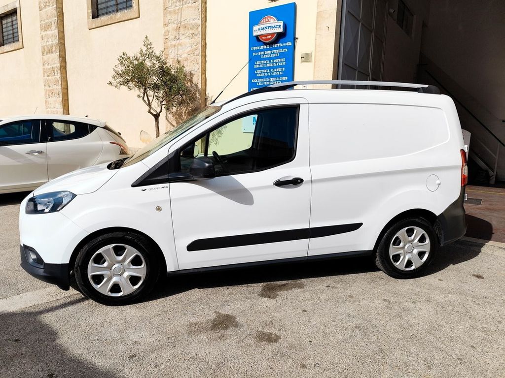 Image of Ford Transit Courier