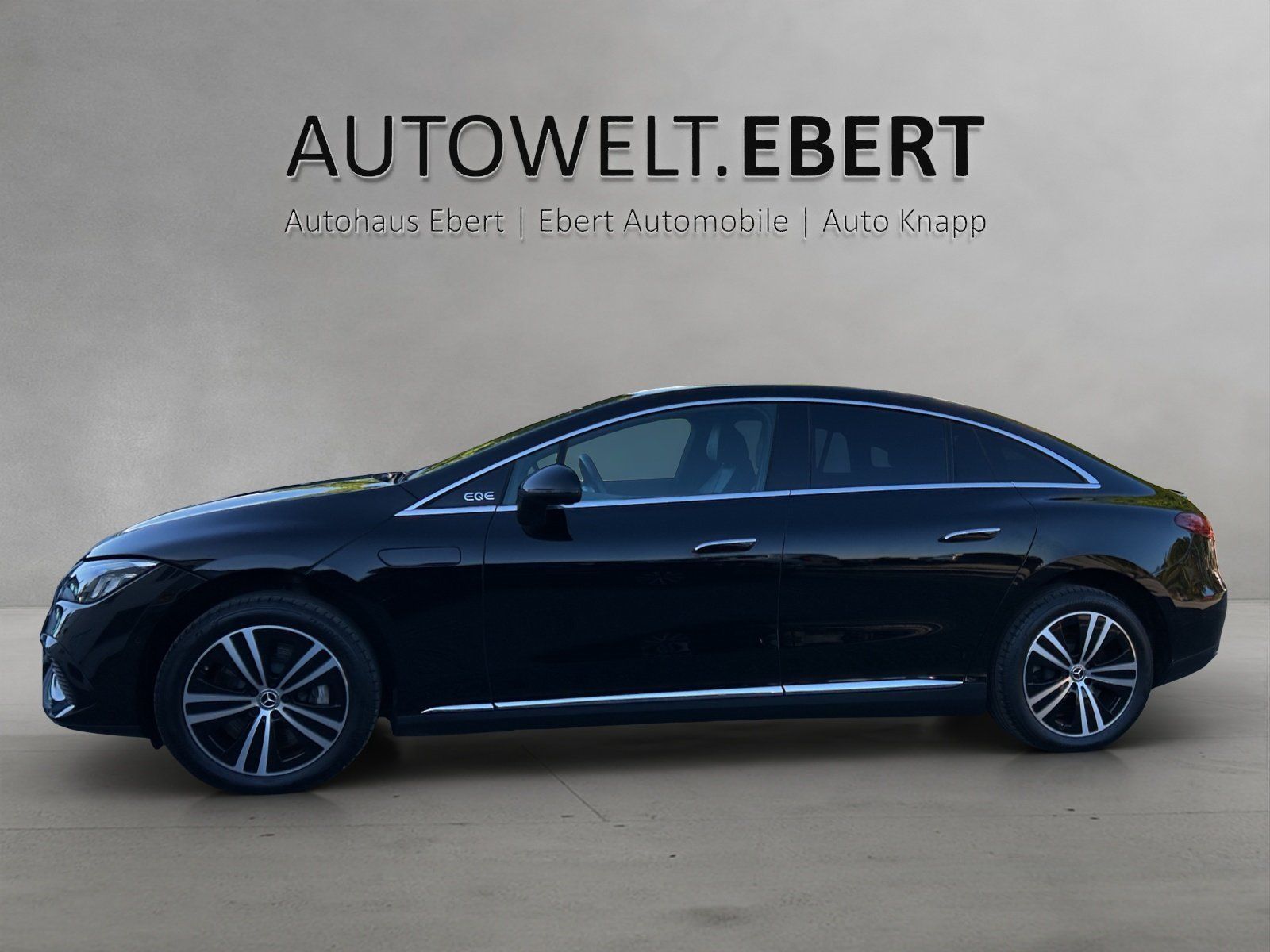 Fahrzeugabbildung Mercedes-Benz EQE 300 Advanc+ DISTRO Memo AIRMATIC Burme KeyGo