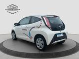 Toyota AYGO X-Play*1.HAND*SCHECKHEFT*GARANTIE*WARTUNG* - Toyota in Frankfurt (Main): Aygo