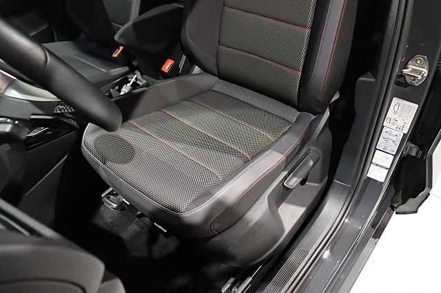 T-Roc Sport 1.5 TSI 110kW DSG LED KAMERA NAVI PD