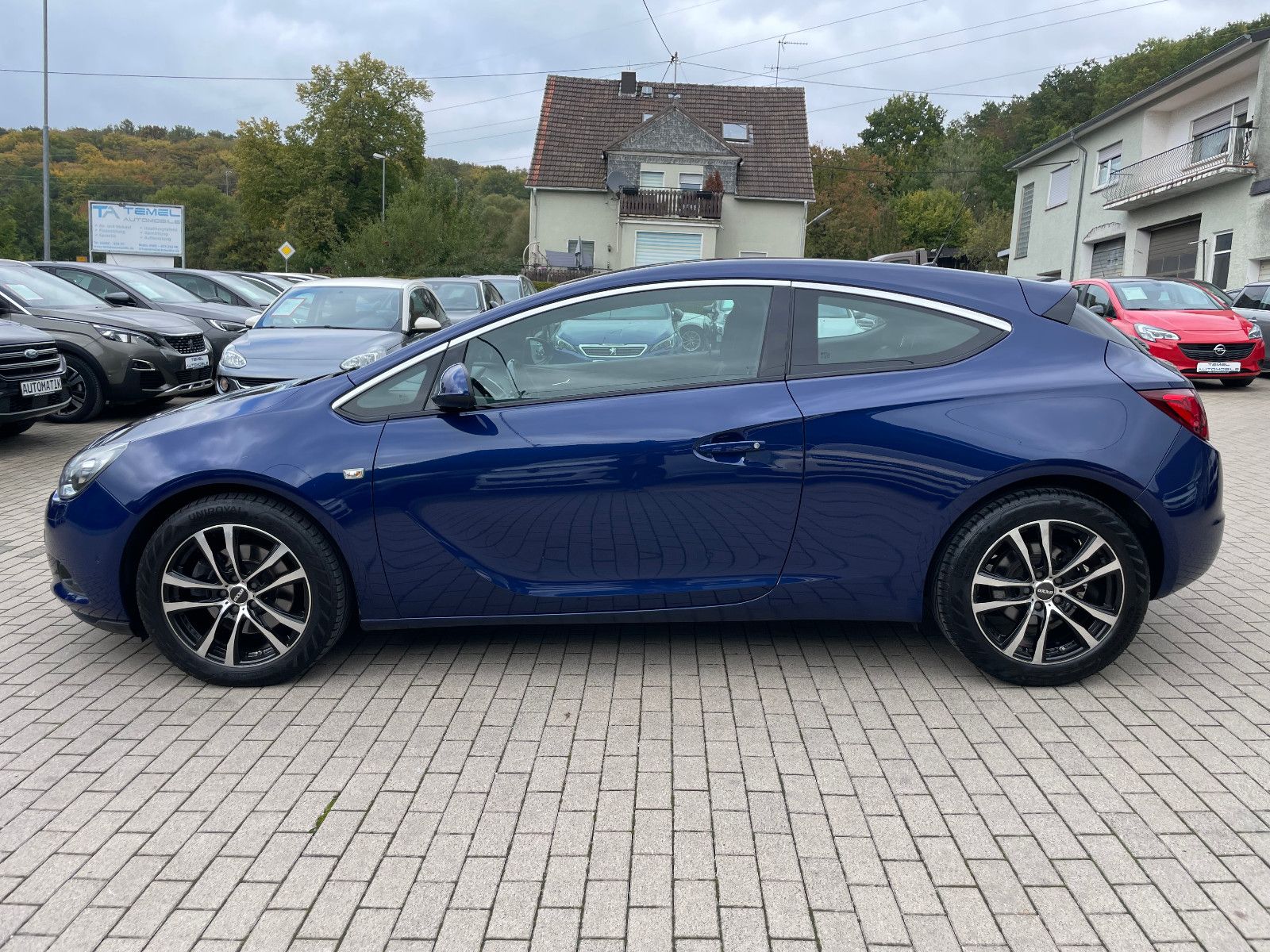 OPEL Astra, 2014, Benzin, 200 PS