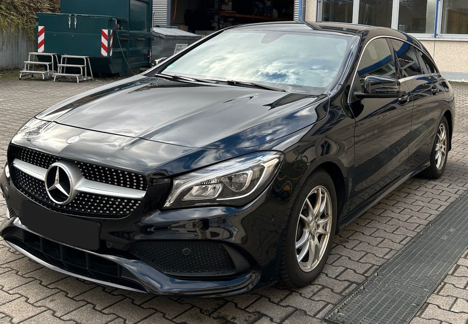 MERCEDES-BENZ CLA 200 Shooting Brake CLA 200 d 4MATIC DCT ...