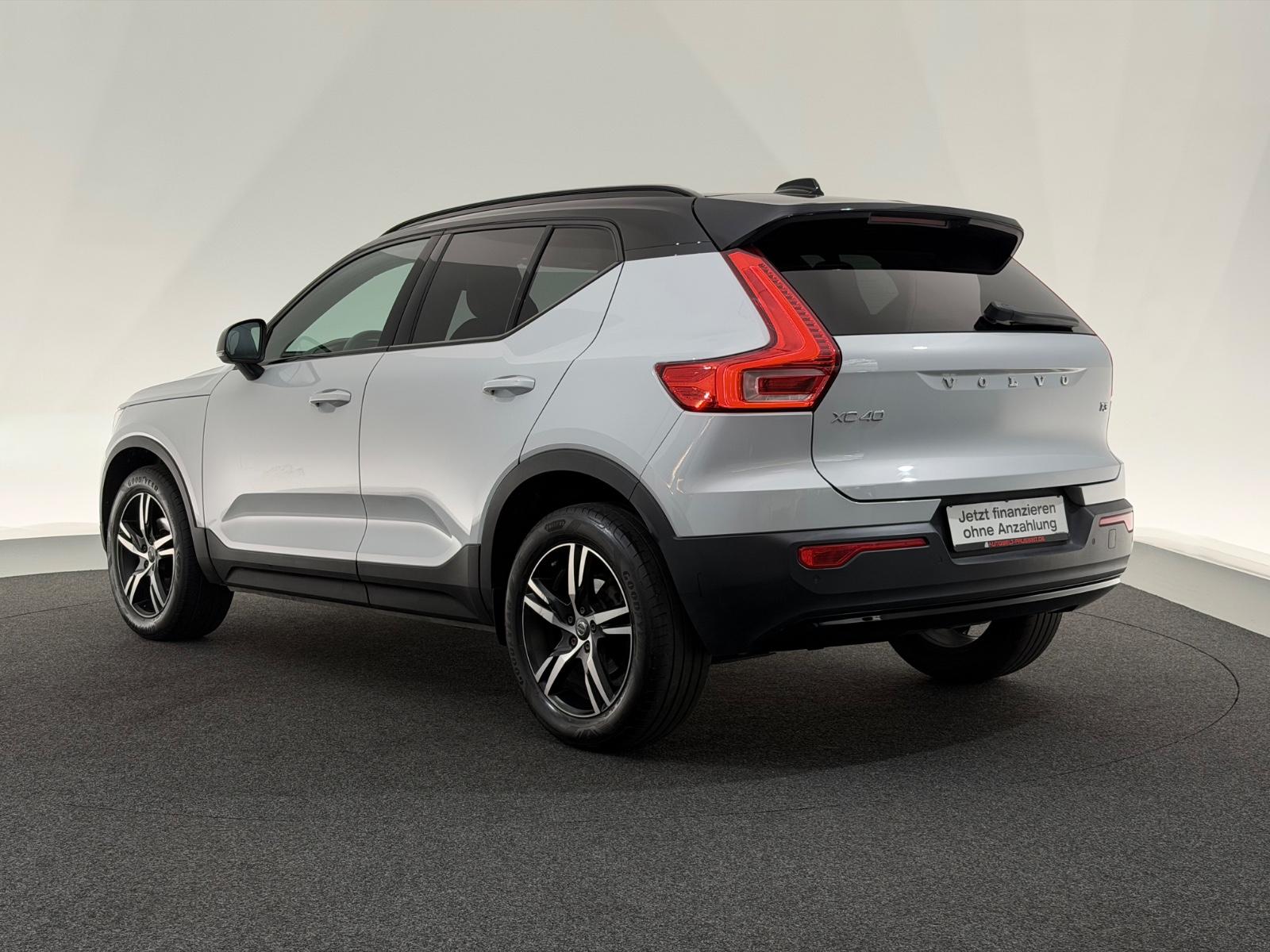 Volvo XC40 T3*R DESIGN*LED-R.KAM-APP-SHZ-LHZ-ACC-WLAN, миниатюра 3