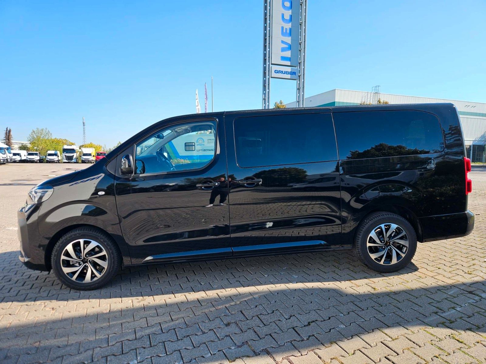 Fahrzeugabbildung Fiat Ulysse 180 BlueHDi L3 Top