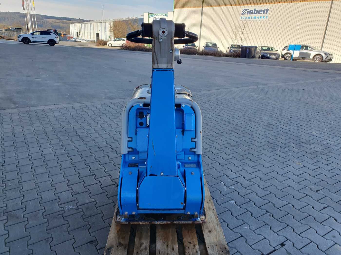 Fahrzeugabbildung Weber Weber CR 8 Hatz-Diesel 601kg Rüttelplatte 117 h