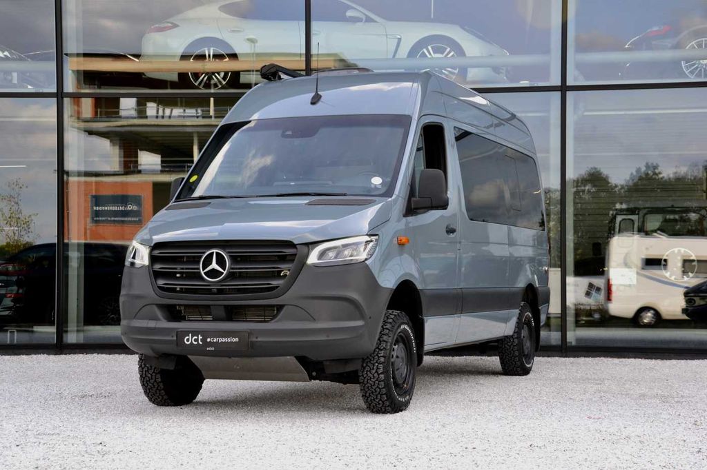 Image of Mercedes-Benz Sprinter