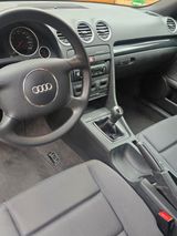Audi A4 2.4 multitronic -