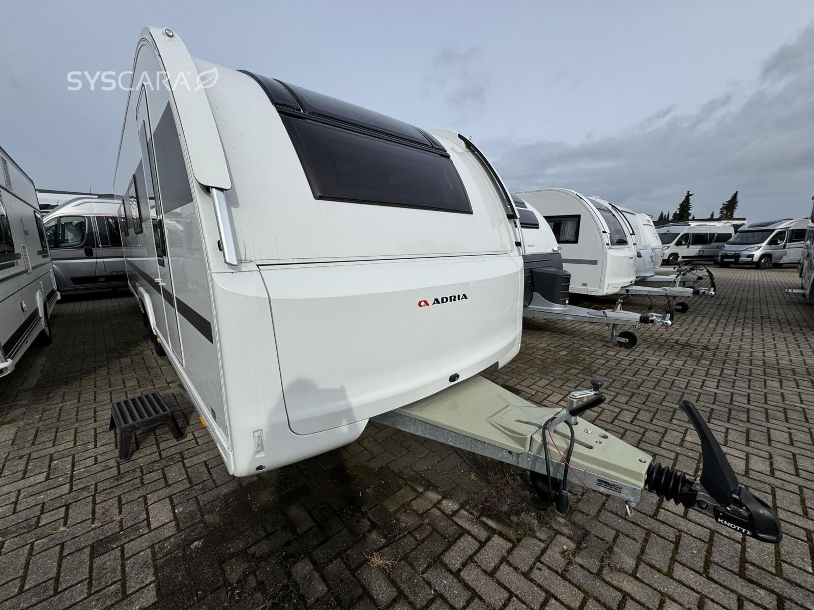 Adria Alpina 753 HK 3.Stockbett, Umrissbeleuchtung