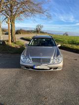 Mercedes-Benz E 220 CDI T CLASSIC Classic - Mercedes-Benz E 220 aus 2004: Cdi