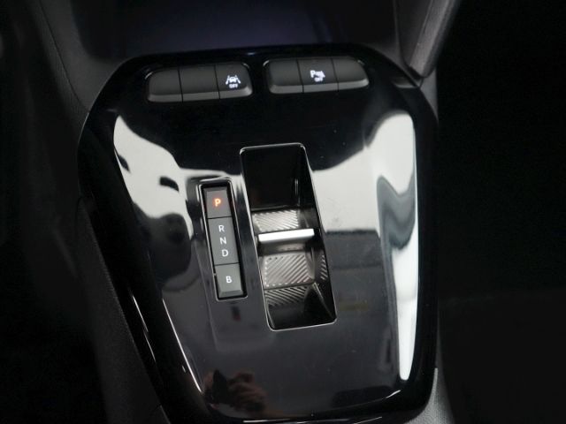 Corsa-e F EDITION 50kWh AT+PARKPILOT HI+KEYLESS+