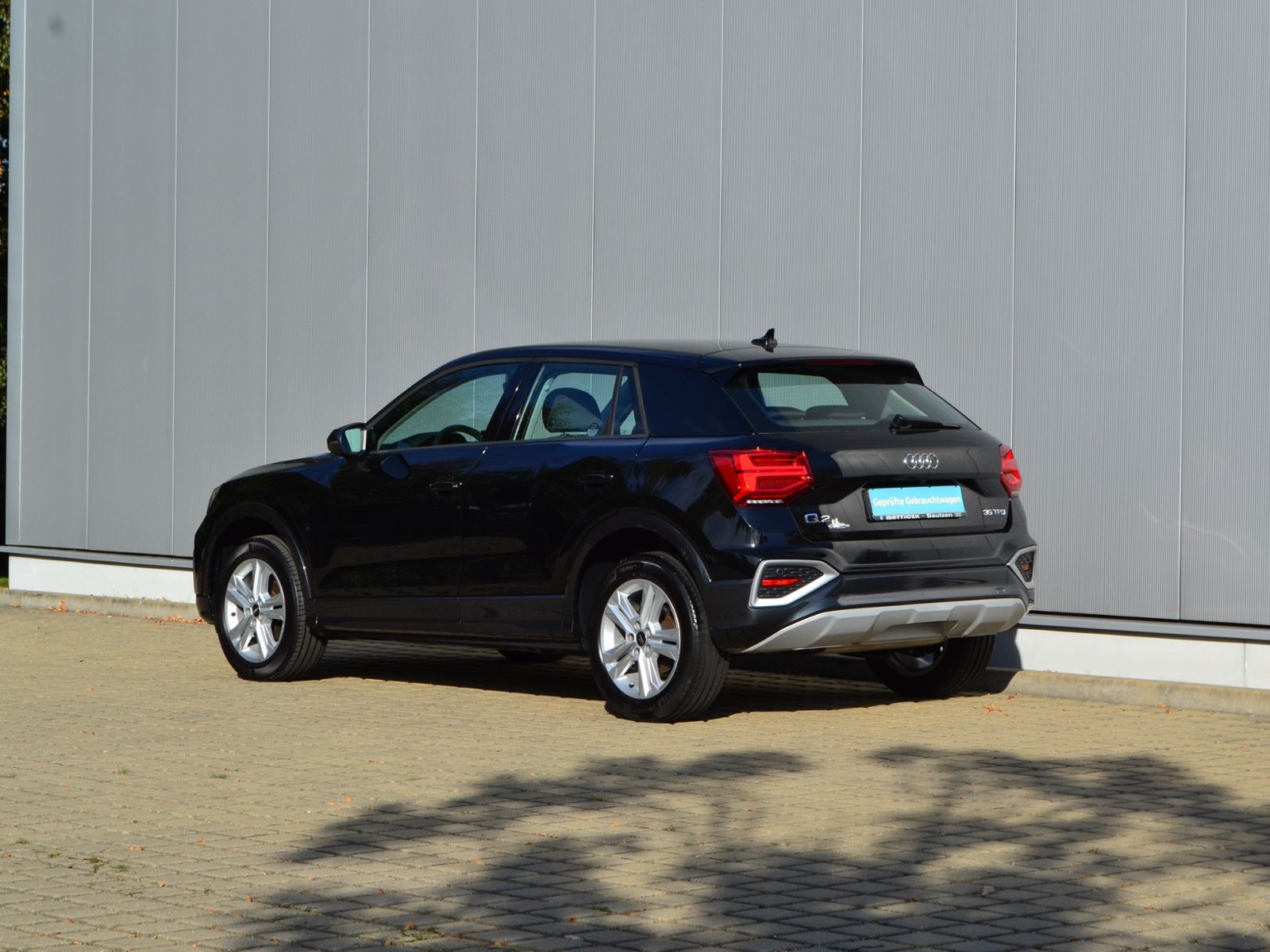Q2 35 TFSI S-tronic Advanced AHK/MATRIX-LED/RFK/