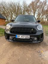 MINI Cooper SE Countryman - schwarze MINI Cooper SE Countryman