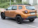 Dacia Duster II Comfort 4WD Navi Cam AHK - Dacia Duster Comfort mit Diesel-Antrieb